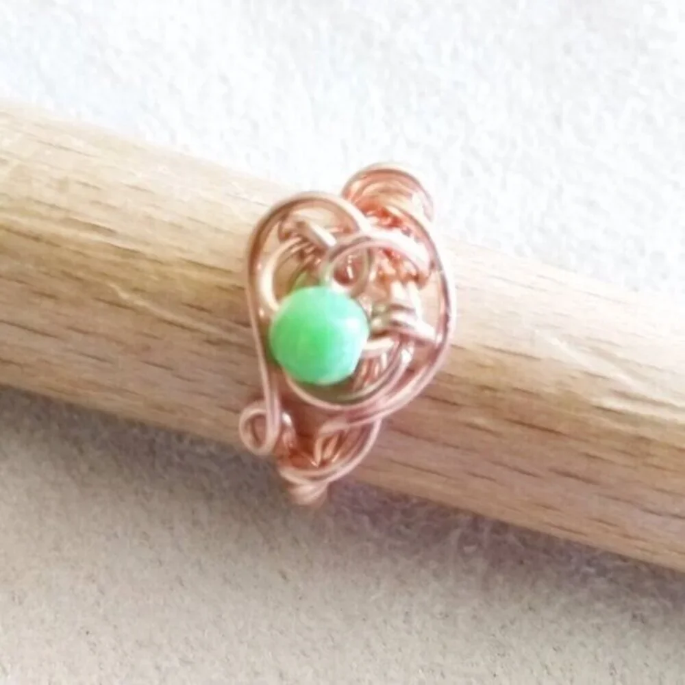 Wire Wrapped Copper & Bright Green Fire Agate Ring! Petite or Girl Starter Sz 4 - Picture 4 of 9
